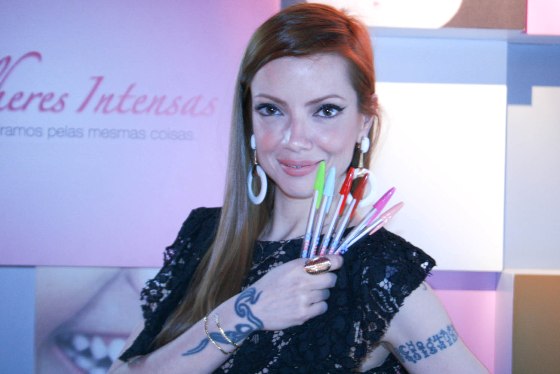 BIC Graphic e Julia Petit parceiras na SPFW BIC Graphic e Julia Petit parceiras na SPFW