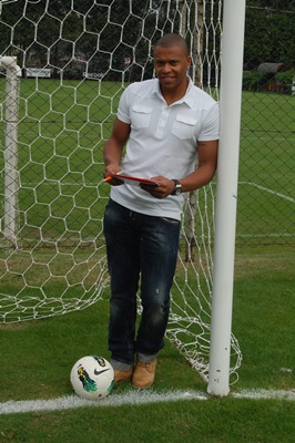 Júlio Baptista entrega a gestão de sua imagem à Figer 360