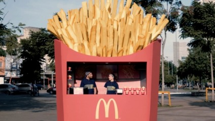 McDonald's comemora o Dia da Batata Frita com ação live