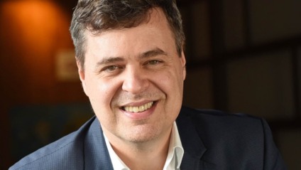 Britto Júnior é finalista como 'Empresário do Ano' do Prêmio Live