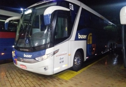 Na promo da Buser o passageiro paga só a passagem de volta