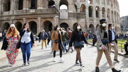 Itália utiliza robôs para medir temperatura e verificar uso de máscaras