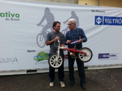 Instituto Cicloativo promove a ação Bicicleta de Natal 2014