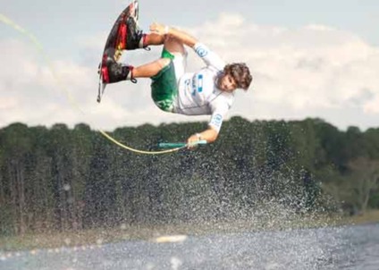 Brasileiro de Wakebord tem segunda etapa no Amazonas