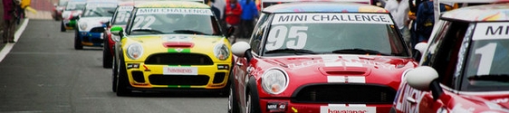MINI Challenge Cup segue preparação para temporada 2012  