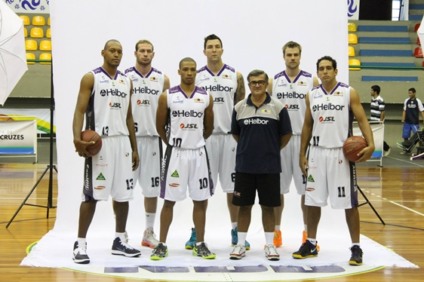 Sanifill renova patrocínio ao basquete de Mogi das Cruzes