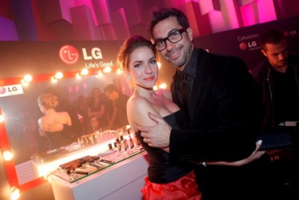 Fernando Torquatto com LG no Prêmio Multishow