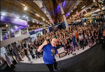 BGS anuncia retorno de Charles Martinet
