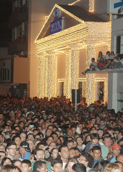 Natal Luz Havan com diversas atrações em Lages