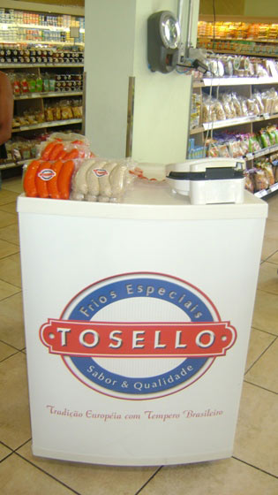 Tosello faz degustação no Natural da Terra