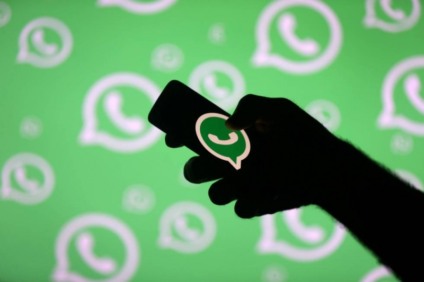 Novo golpe promete alterar a cor do WhatsApp