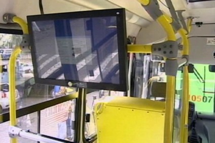 Anunciantes apostam em TV nos ônibus