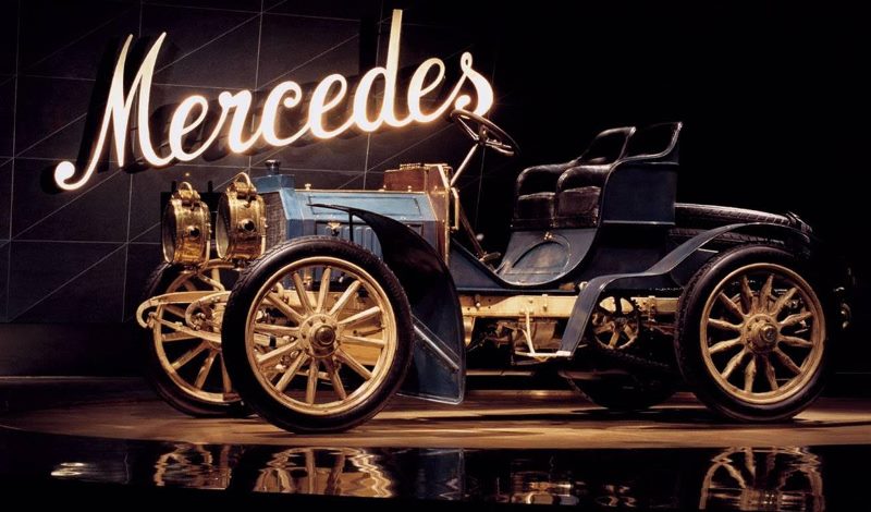 Mercedes-Benz celebra 120 anos da menina que deu origem ao nome