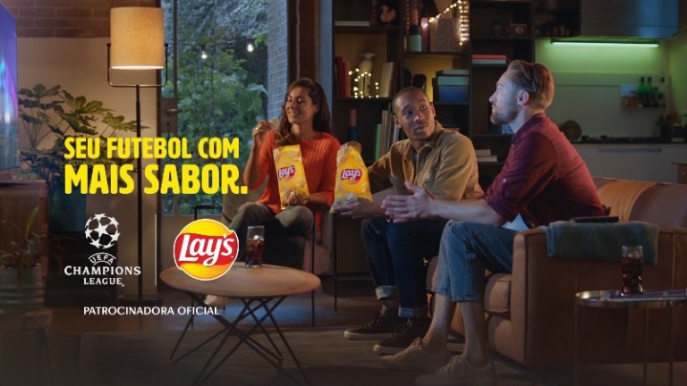 Lay's marca retorno da Champions League com campanha global