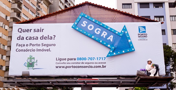 Porto Seguro ativa consórcio com "outdoor vivo"