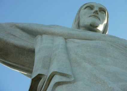 Cristo Redentor viaja pelo mundo