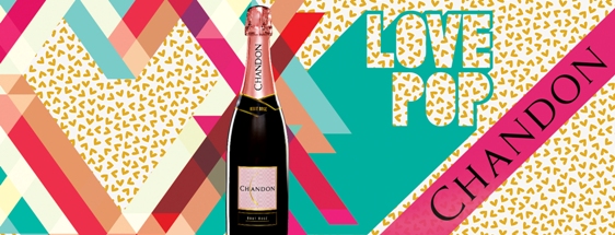 Chandon ambienta vitrinas para o Dia dos Namorados