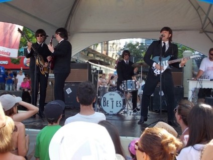 Cover argentino dos Beatles no Summer Balneário