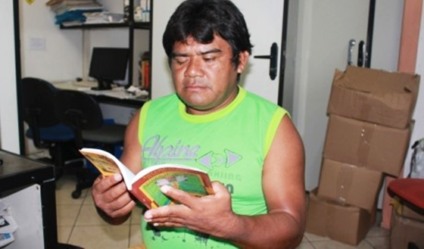 Nativos preservam a cultura e língua indígenas no AM