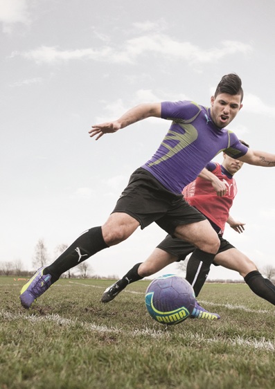 Marcus Reus com a nova chuteira da Puma.