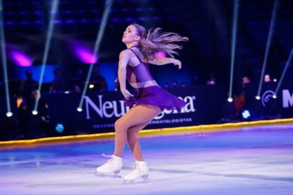 Koch Tavares leva patinação no gelo ao São Paulo Expo