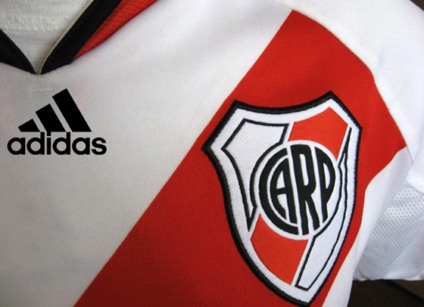 River Plate renova contrato com Adidas até 2018