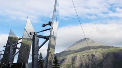 Cidade da Noruega é iluminada por espelhos gigantes