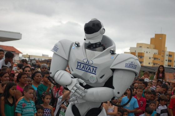 Robô Havan está de volta no ponto de venda