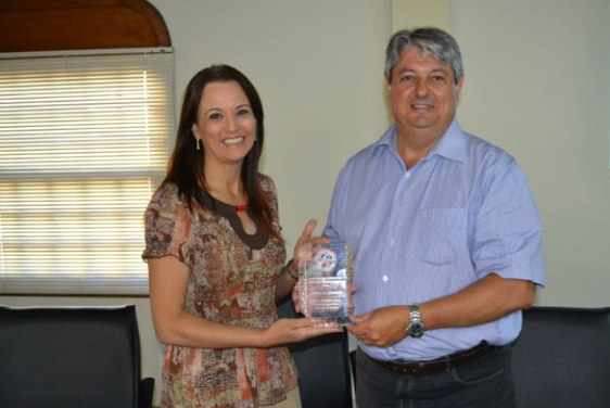 Cintia Peixoto e Leonardo Petrelli_foto_Eduardo Macarios