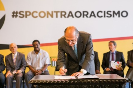 O governador Geraldo Alckmin durante evento com jogadores e dirigentes dos times de futebol semifinalistas do Campeonato Paulista. Jogadores do Corinthians, Santos, São Paulo e Palmeiras participaram do lançamento da campanha “SP Contra o Racismo”, uma parceria do Governo do Estado e Federação Paulista de Futebol.