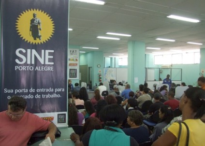 Feira de empregos é direcionada a pessoas com deficiência 