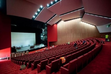 Teatro de Rondon Pacheco está aberto para novos artistas