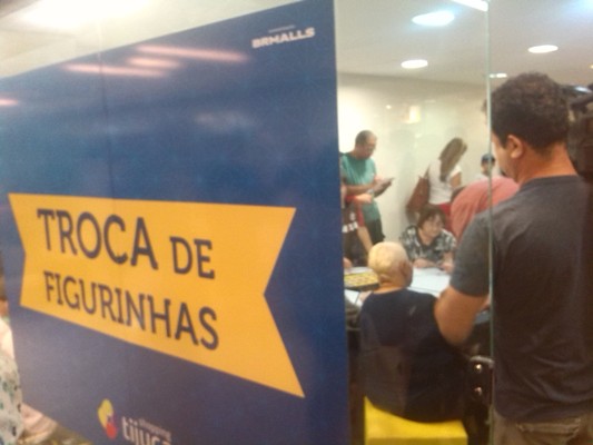 Os shoppings da BRMalls criaram um espaço especial para a troca de figurinhas.