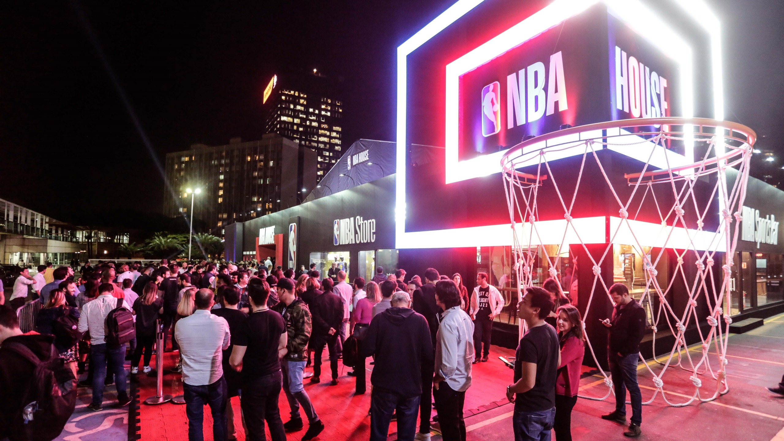 NBA House 2019 – NBA House 2019, espaço temático da liga que foi aberto ao público em30 de maio, com funcionamento até o dia 16 de junho, funcionando no estacionamento do Shopping Eldorado – Brasil – sp – São Paulo – – – www.inovafoto.com.br – id:153071