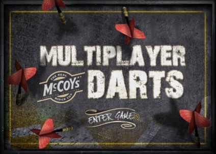 McCoy faz promo para fãs de dardos