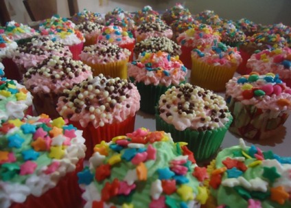 Oficina de Cupcakes na Páscoa do Via Brasil