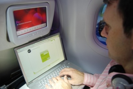 Aviões terão internet mais rápida a bordo