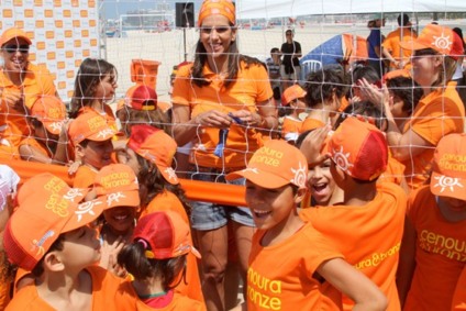 Cenoura & Bronze renova patrocínio ao Virna Vôlei
