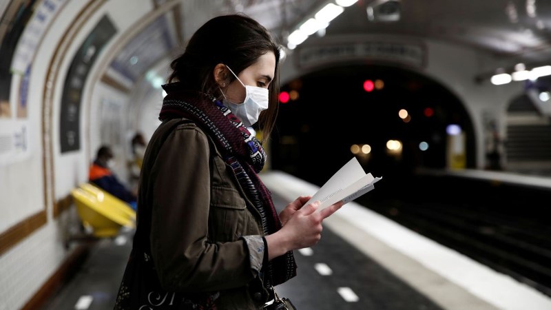 IA vai verificar se todos estão usando máscaras no transporte público