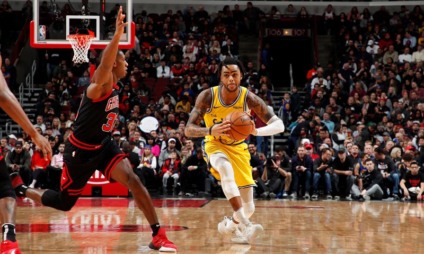 CHICAGO, IL – DECEMBER 6: D’Angelo Russell #0 of the Golden State Warriors passes the ball against the Chicago Bulls on December 6, 2019 at United Center in Chicago, Illinois. NOTE TO USER: User expressly acknowledges and agrees that, by downloading and or using this photograph, User is consenting to the terms and conditions of […]