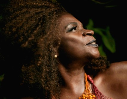 Zezé Motta celebra o Dia da Mulher Negra em live inédita