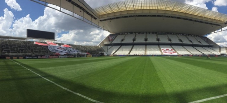 Andrés brinca sobre naming rights da Arena Corinthians