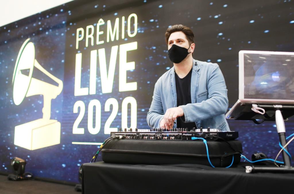 Myrrha: A visão de um DJ no ano da pandemia