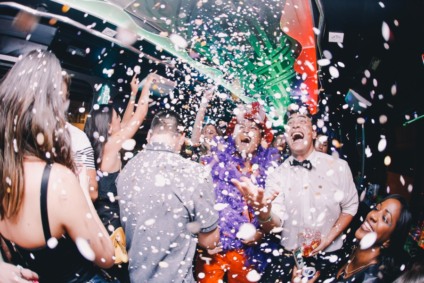 CarnaBaú faz o esquenta de carnaval no Centro-Oeste