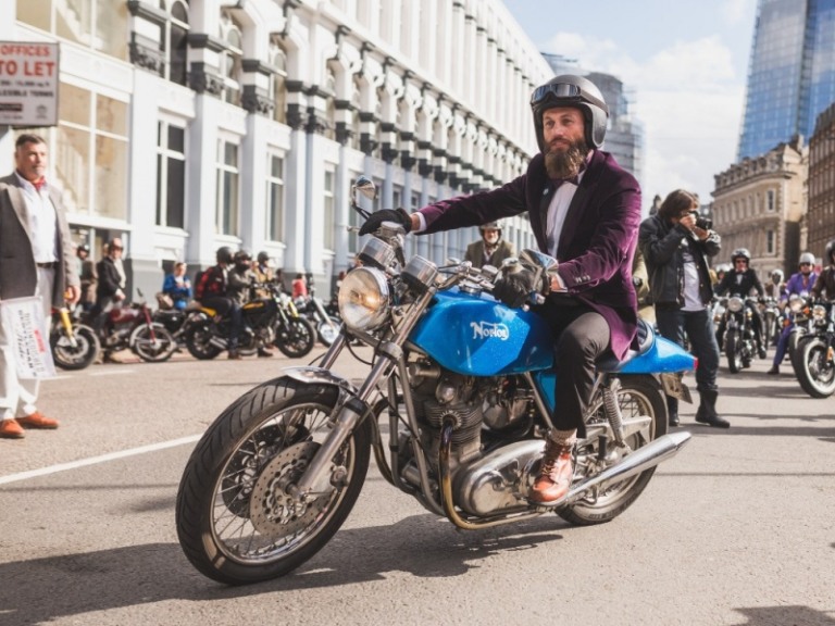 Triumph patrocina o evento de cunho social DGR