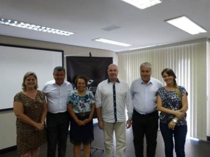 Abav e Paraná Turismo selam parceria