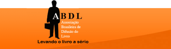 Venda de livros porta a porta aquece mercado