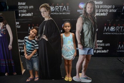 Record ativa "Pecado Mortal" com ação promo