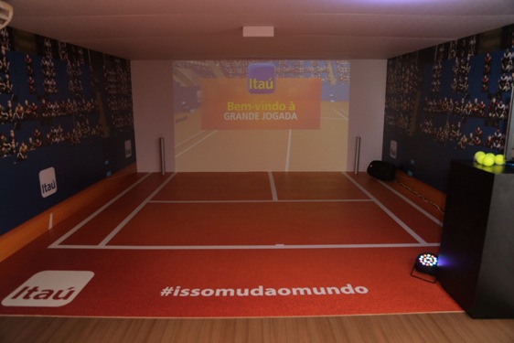 A ação sustentável do Itaú irá distribuir raquetes para o Instituto 