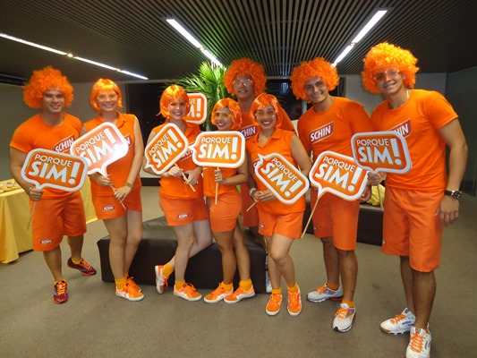 Os promotores incentivam os presentes ao evento dizer "Por que sim" (Foto: Dahás).